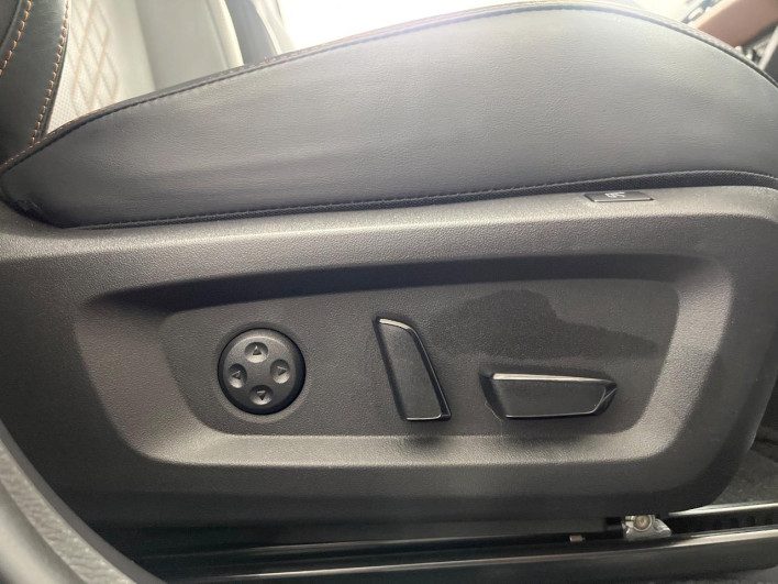 2024 Mitsubishi OUTLANDER PHEV 5LA-GN0W (UW-6a30bde5c6110)[12]