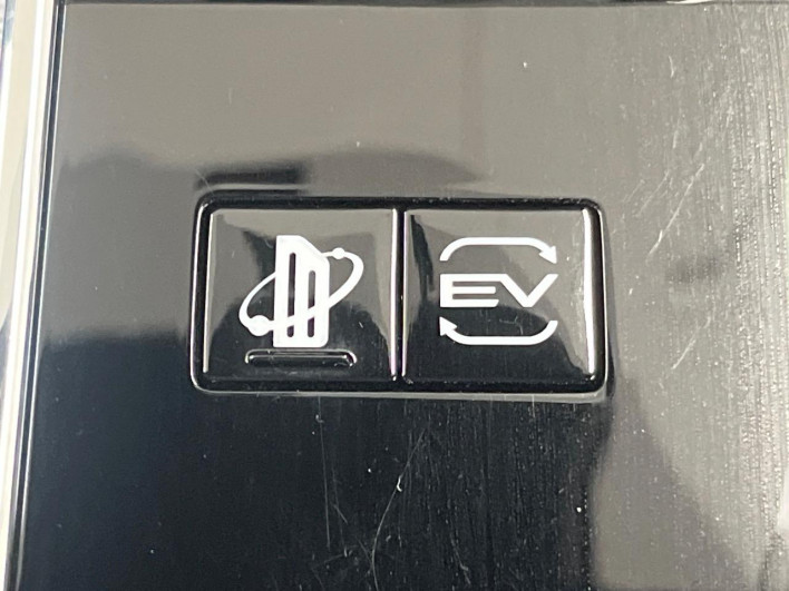 2024 Mitsubishi OUTLANDER PHEV 5LA-GN0W (UW-6a30bde5c6110)[17]
