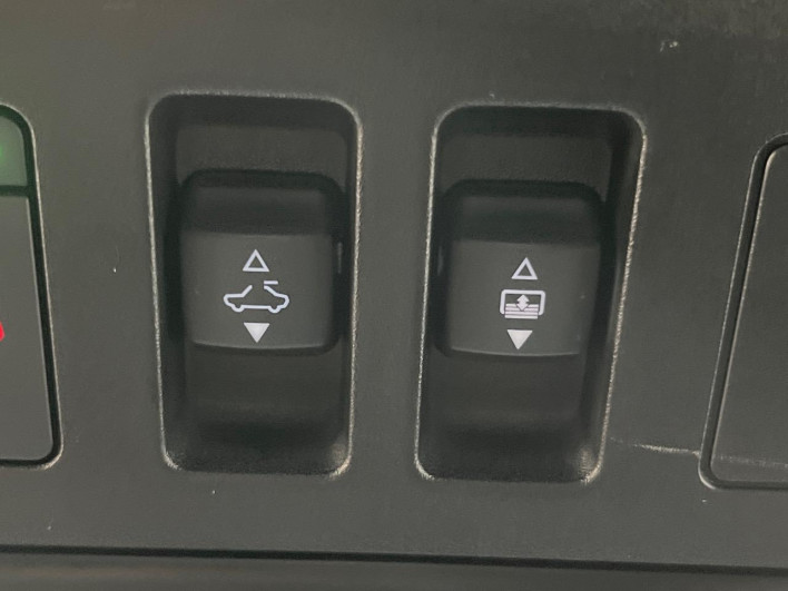 2024 Mitsubishi OUTLANDER PHEV 5LA-GN0W (UW-6a30bde5c6110)[27]