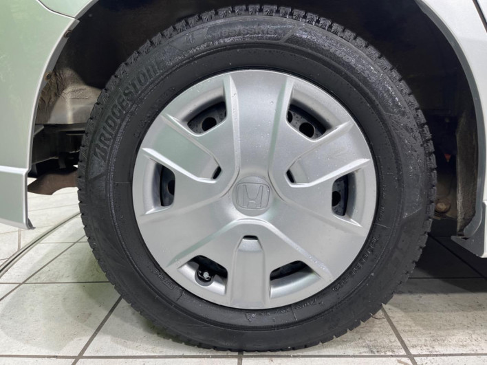 2013 Honda Freed hybrid DAA-GP3 (UW-6a30bde70f5d6)[20]