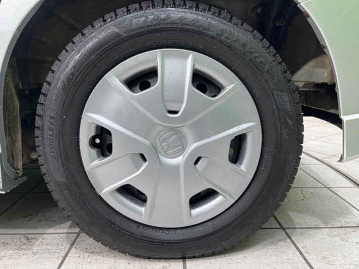 2013 Honda Freed hybrid DAA-GP3 (UW-6a30bde70f5d6)[19]