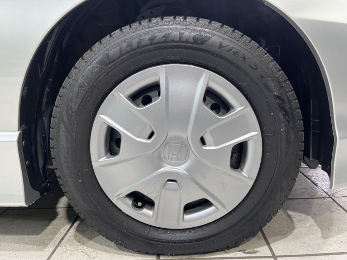 2013 Honda Freed hybrid DAA-GP3 (UW-6a30bde70f5d6)[21]