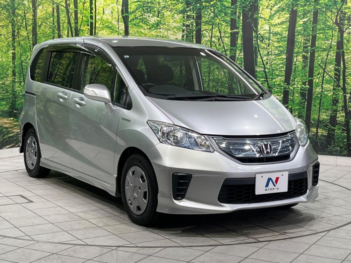 2013 Honda Freed hybrid DAA-GP3 (UW-6a30bde70f5d6)[6]
