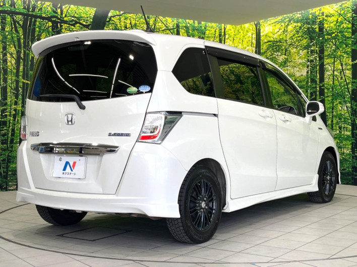 2014 Honda Freed hybrid DAA-GP3 (UW-6a30bde7247f7)[20]