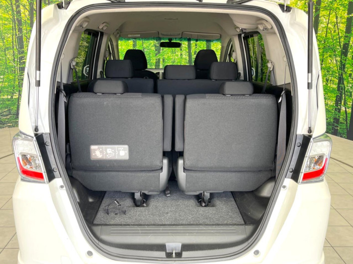 2014 Honda Freed hybrid DAA-GP3 (UW-6a30bde7247f7)[29]