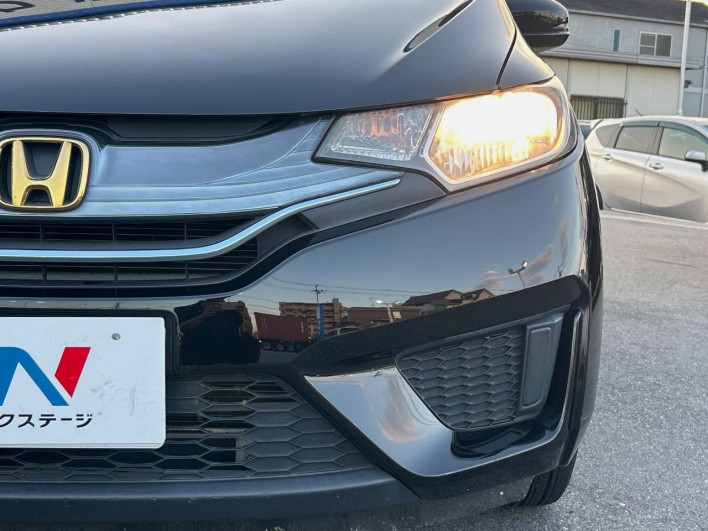 2015 Honda Fit Hybrid DAA-GP5 (UW-6a30bde84a8c7)[6]