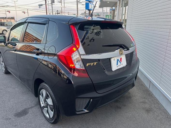 2015 Honda Fit Hybrid DAA-GP5 (UW-6a30bde84a8c7)[10]