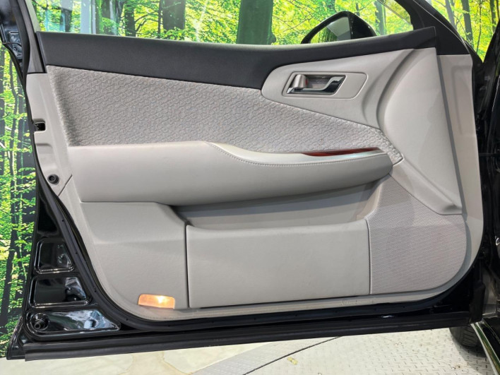 2010 Toyota Crown DBA-GRS200 (UW-6a30bdec44bb5)[18]