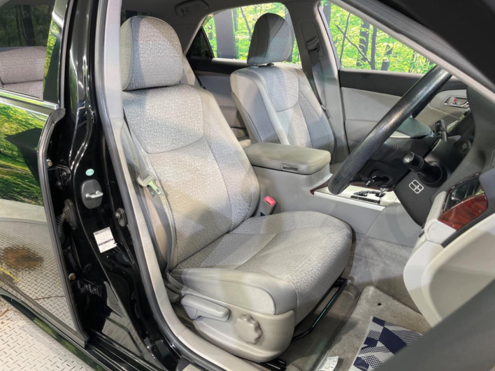 2010 Toyota Crown DBA-GRS200 (UW-6a30bdec44bb5)[12]