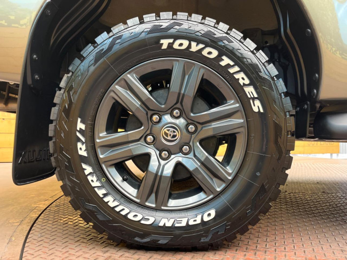 2021 Toyota Hilux 3DF-GUN125 (UW-6a30bdf539b60)[6]