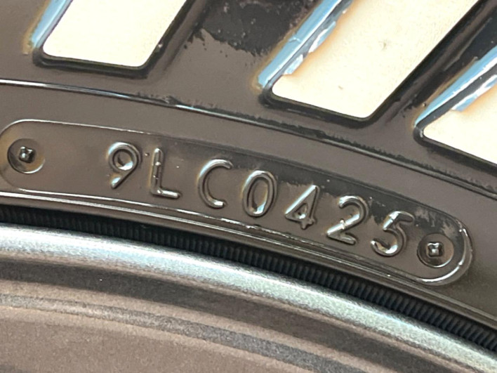 2021 Toyota Hilux 3DF-GUN125 (UW-6a30bdf539b60)[7]
