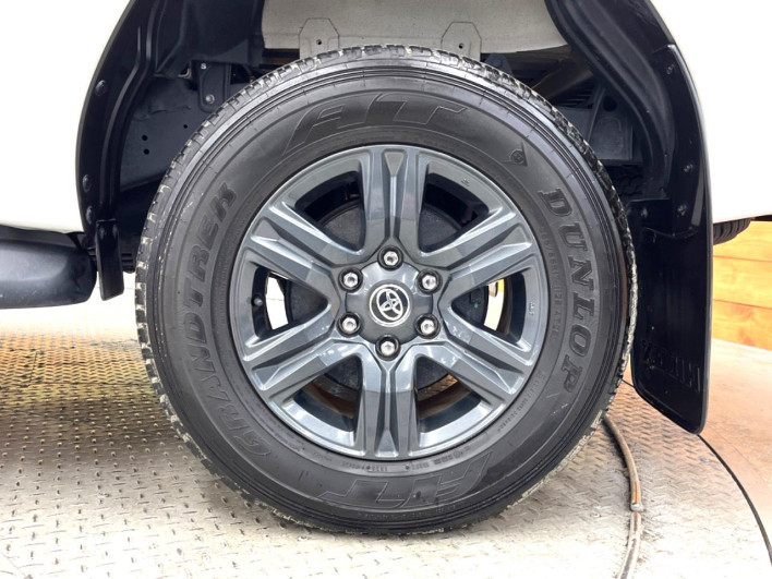 2023 Toyota Hilux 3DF-GUN125 (UW-6a30bdf5845d1)[25]