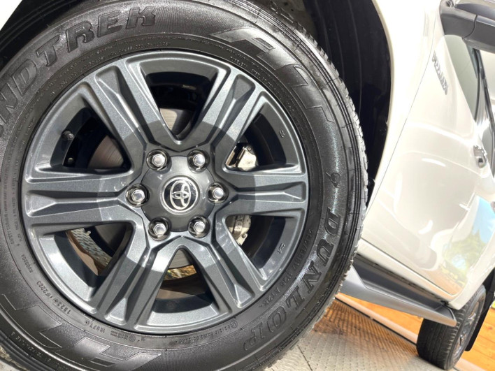 2023 Toyota Hilux 3DF-GUN125 (UW-6a30bdf5845d1)[23]