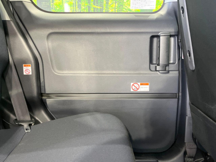 2011 Mitsubishi eK Sports CBA-H82W (UW-6a30bdf972a01)[27]