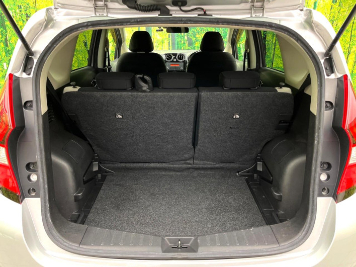2017 Nissan Note DAA-HE12 (UW-6a30bdfeaf988)[28]