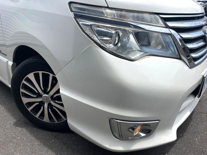 2014 Nissan Serena DAA-HFC26 (UW-6a30be08c194c)[25]