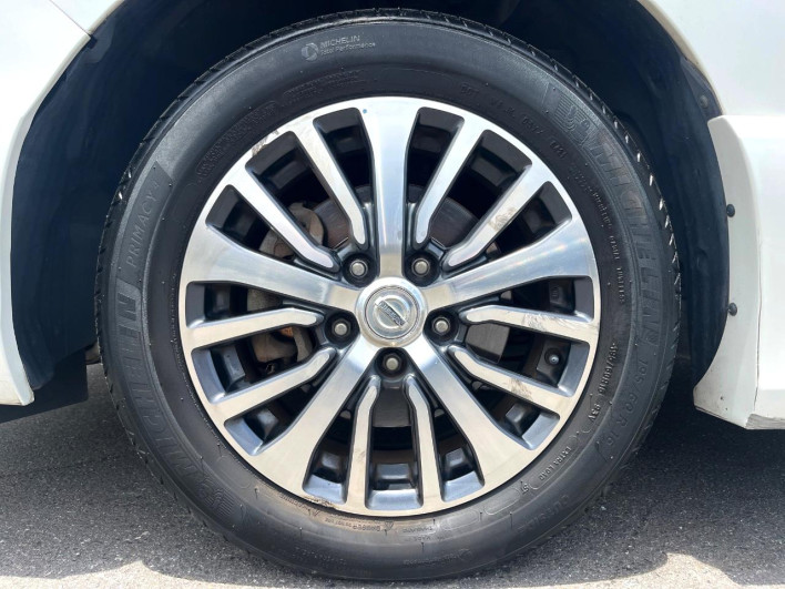 2014 Nissan Serena DAA-HFC26 (UW-6a30be08c194c)[4]