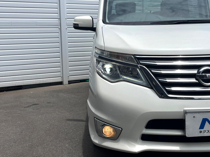 2014 Nissan Serena DAA-HFC26 (UW-6a30be08c194c)[23]