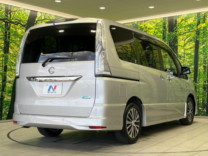 2015 Nissan Serena DAA-HFC26 (UW-6a30be09521c9)[19]