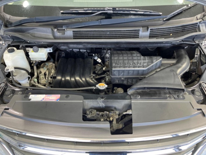 2015 Nissan Serena DAA-HFC26 (UW-6a30be09521c9)[4]