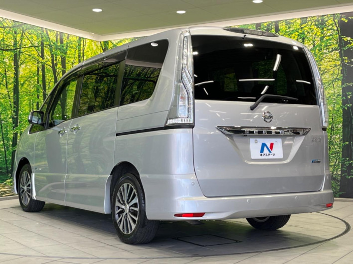 2015 Nissan Serena DAA-HFC26 (UW-6a30be09521c9)[21]