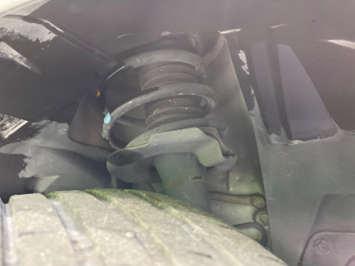 2015 Nissan Serena DAA-HFC26 (UW-6a30be09521c9)[9]