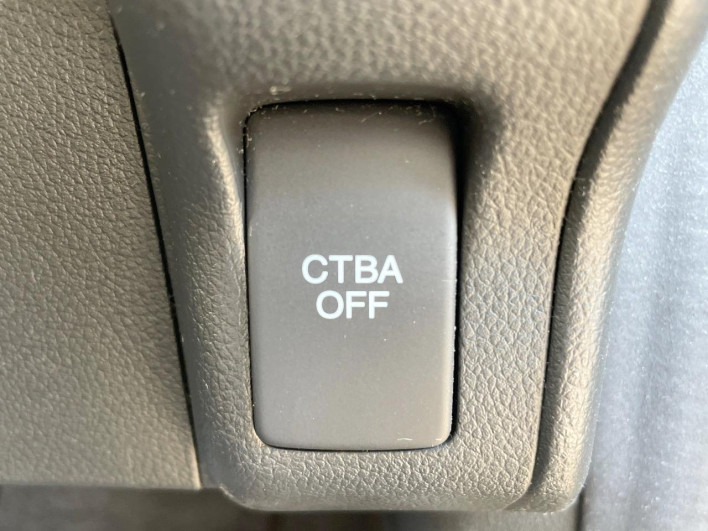 2014 Honda N-BOX CUSTOM DBA-JF1 (UW-6a30be1c587ba)[17]