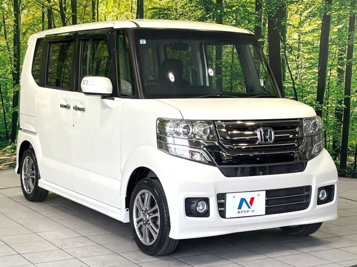 2015 Honda N-BOX CUSTOM DBA-JF1 (UW-6a30be1d75352)[11]