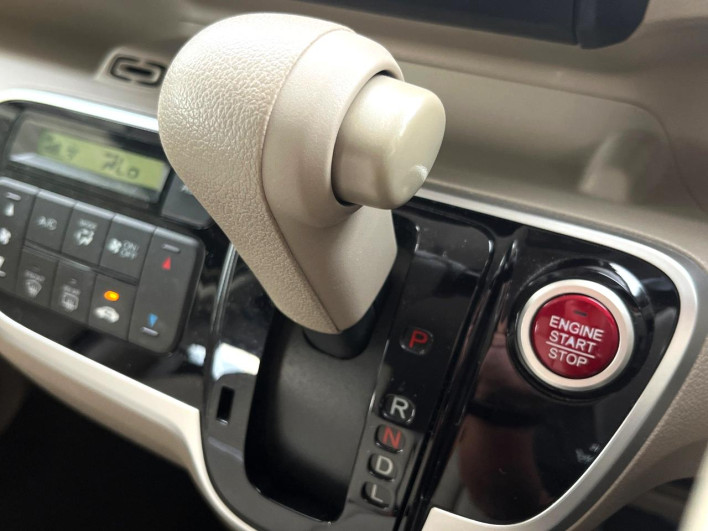 2015 Honda N-BOX DBA-JF1 (UW-6a30be1d9483e)[14]