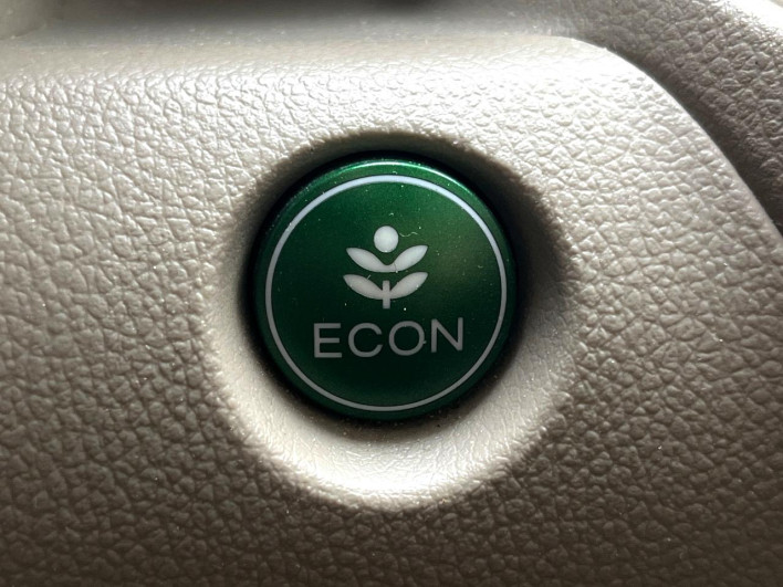 2015 Honda N-BOX DBA-JF1 (UW-6a30be1d9483e)[9]