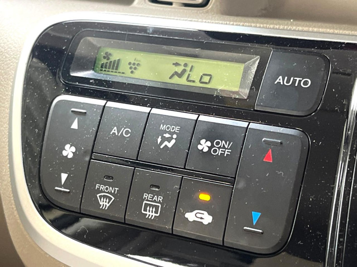 2015 Honda N-BOX DBA-JF1 (UW-6a30be1d9483e)[15]
