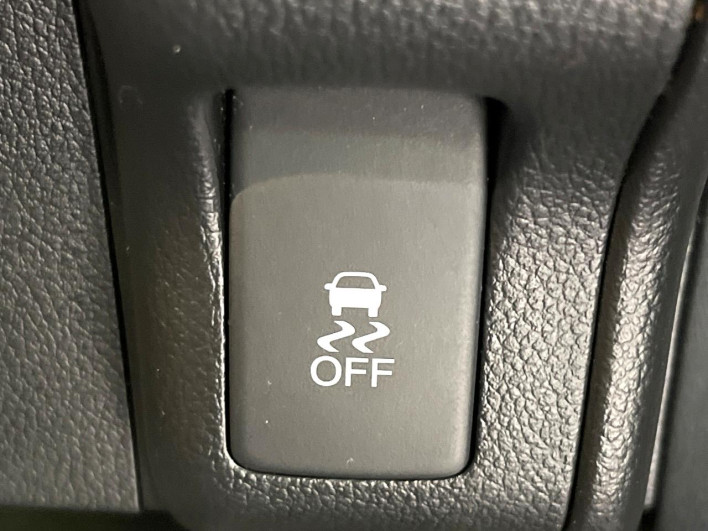 2015 Honda N-BOX CUSTOM DBA-JF1 (UW-6a30be20144e4)[18]