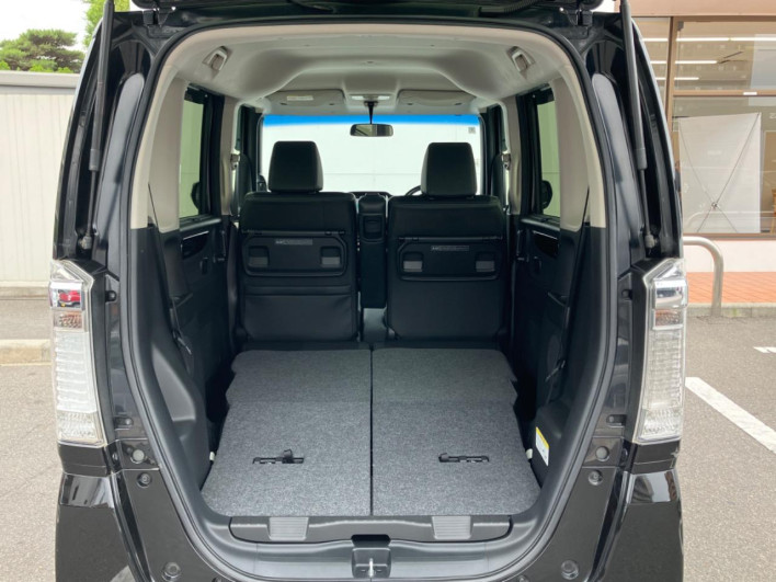 2016 Honda N-BOX CUSTOM DBA-JF1 (UW-6a30be205ba8d)[16]