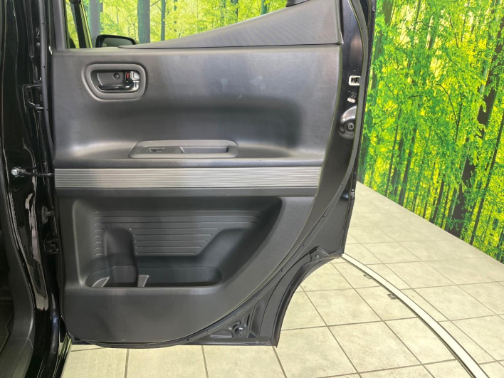 2015 Honda N-BOX Slash DBA-JF1 (UW-6a30be21a26ab)[28]