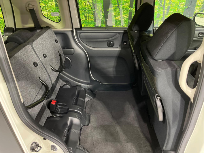 2017 Honda N-BOX DBA-JF2 (UW-6a30be2295d2f)[28]