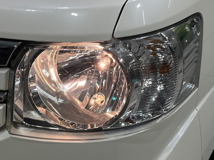 2017 Honda N-BOX DBA-JF2 (UW-6a30be2295d2f)[11]