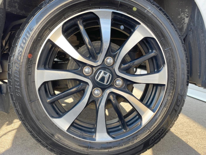 2019 Honda N-BOX CUSTOM DBA-JF3 (UW-6a30be258c0e6)[13]