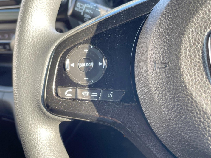 2019 Honda N-BOX CUSTOM DBA-JF3 (UW-6a30be258c0e6)[26]