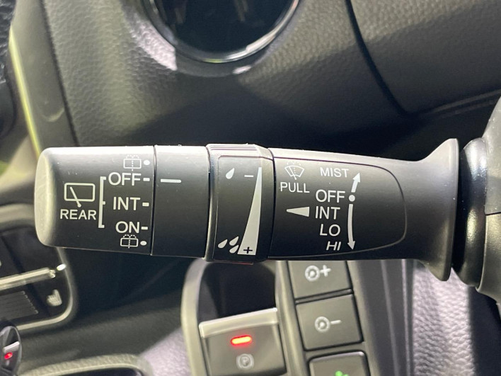 2023 Honda N-BOX CUSTOM 6BA-JF3 (UW-6a30be2c4b283)[19]