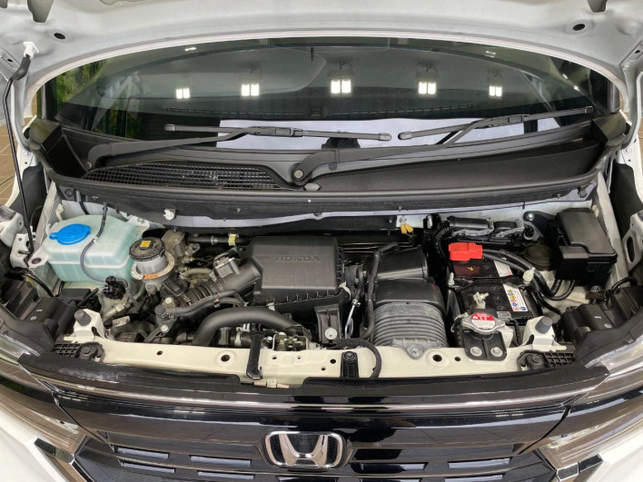 2023 Honda N-BOX CUSTOM 6BA-JF3 (UW-6a30be2c4b283)[4]