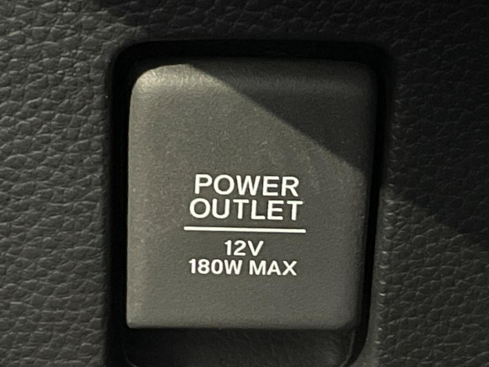 2023 Honda N-BOX CUSTOM 6BA-JF3 (UW-6a30be2c4b283)[28]