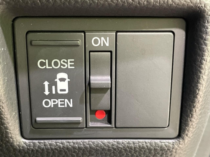 2021 Honda N-BOX CUSTOM 6BA-JF3 (UW-6a30be2e9c08e)[6]