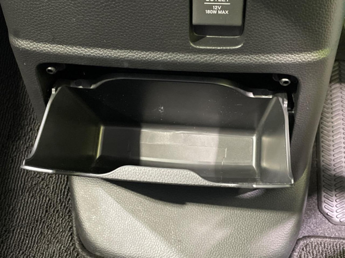 2021 Honda N-BOX CUSTOM 6BA-JF3 (UW-6a30be2e9c08e)[17]