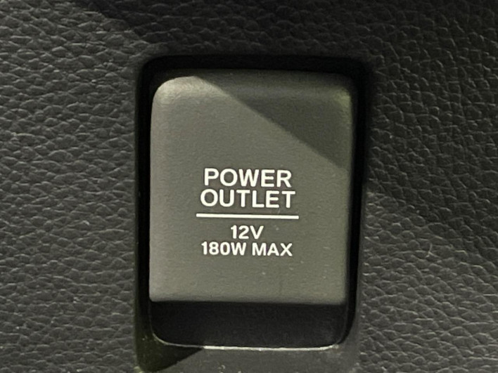 2021 Honda N-BOX CUSTOM 6BA-JF3 (UW-6a30be2e9c08e)[16]