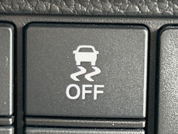 2021 Honda N-BOX CUSTOM 6BA-JF3 (UW-6a30be30c86ce)[16]