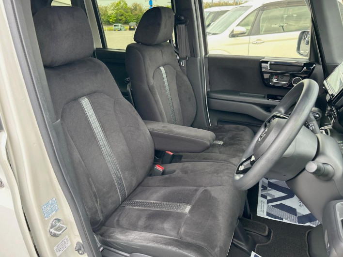 2021 Honda N-BOX CUSTOM 6BA-JF3 (UW-6a30be30c86ce)[22]