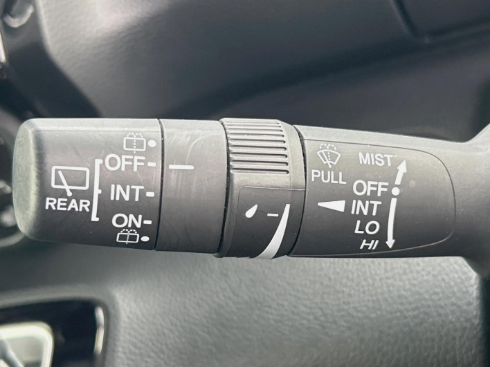 2021 Honda N-BOX CUSTOM 6BA-JF3 (UW-6a30be30c86ce)[12]