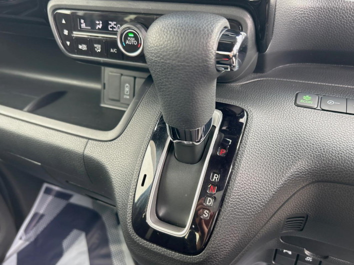 2021 Honda N-BOX CUSTOM 6BA-JF3 (UW-6a30be30c86ce)[14]