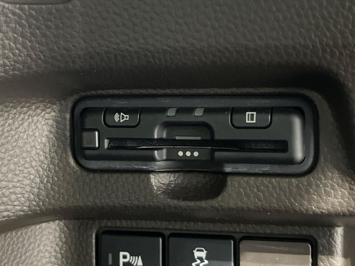2022 Honda N-BOX 6BA-JF3 (UW-6a30be3172174)[20]