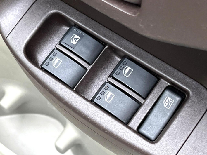 2013 Toyota Passo DBA-KGC30 (UW-6a30be50803eb)[6]